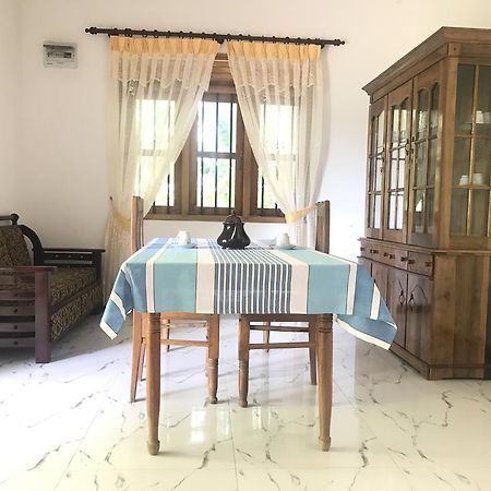 Mount Nature Villa Хикадува Екстериор снимка