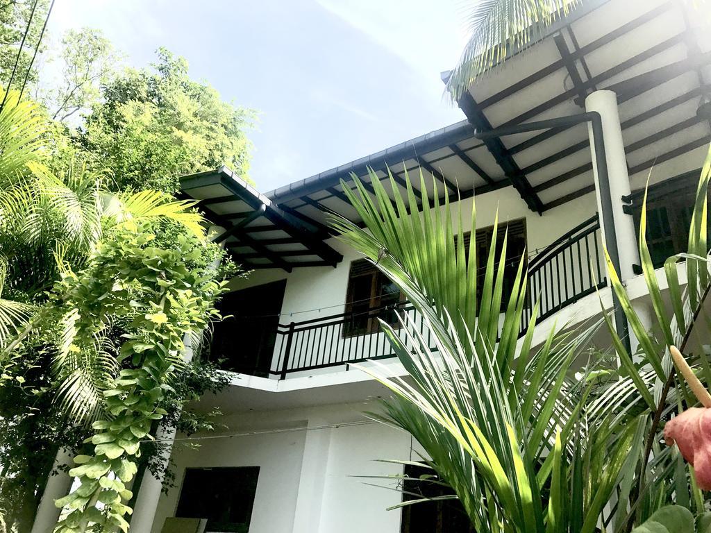 Mount Nature Villa Хикадува Екстериор снимка